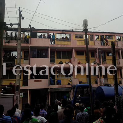 fire-burns-down-festac-flats-completely-festac-online (10)