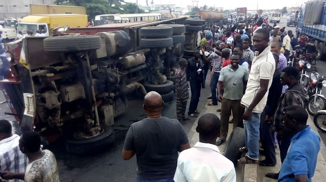 trailer-accident-2nd-rainbow-festac-online