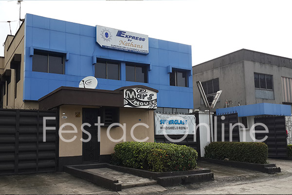 express-dry-cleaner-1st-avenue-festac-town