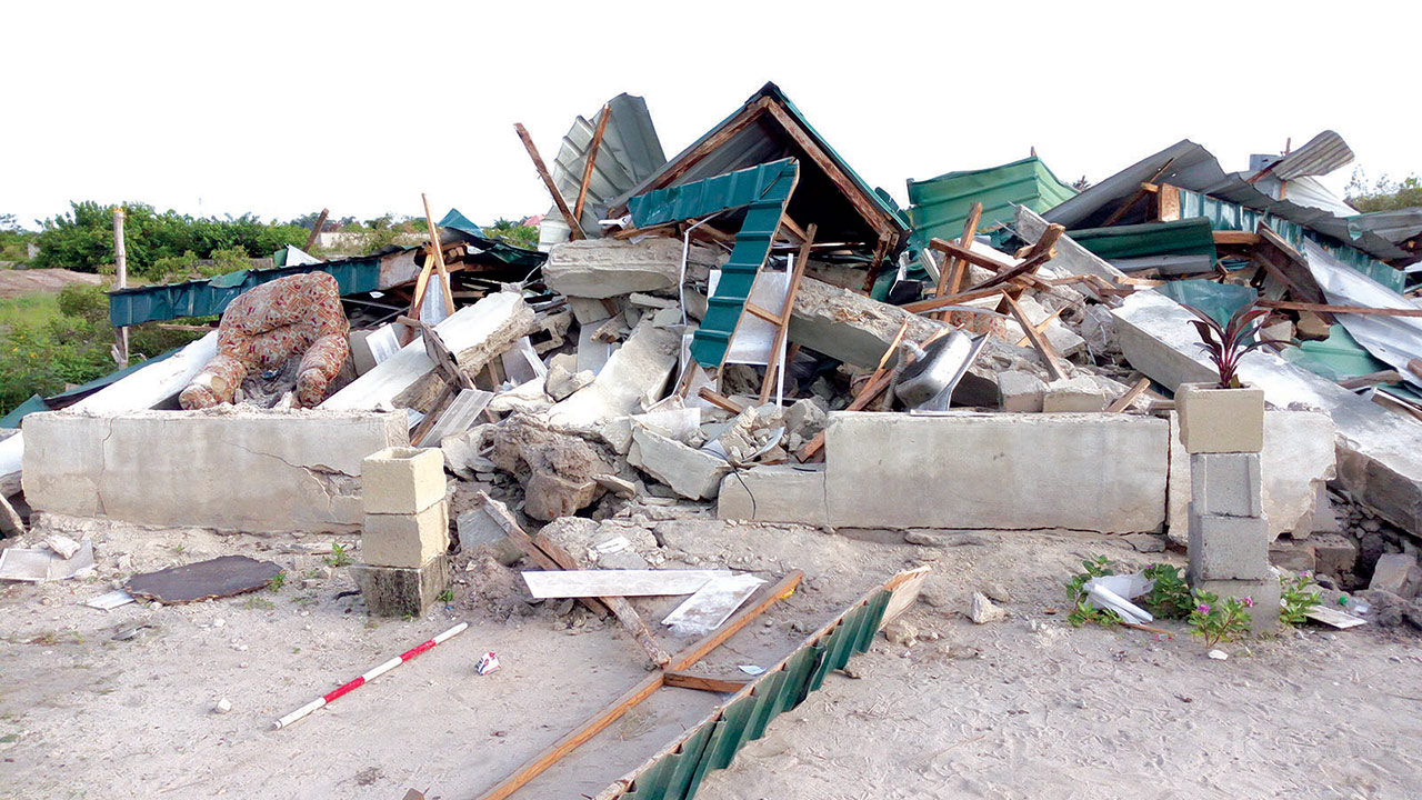 affected-building-by-land-grabbers-omoonile