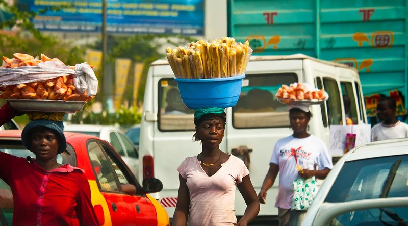 lagos-state-bans-street-hawking
